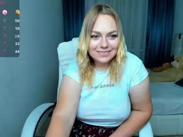 a_lisa_fox from Chaturbate