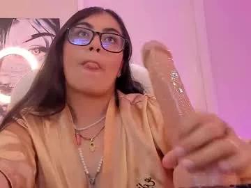 emily_jhonees from Chaturbate is Freechat