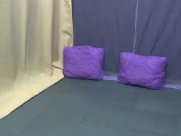 iamyourzzz_ from Chaturbate is Freechat