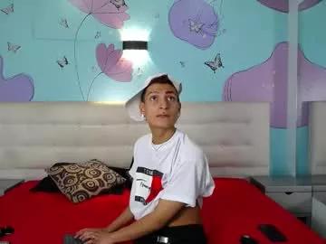 khevinhorny from Chaturbate is Freechat