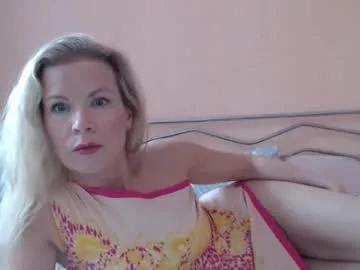 lovelykiki_ from Chaturbate is Freechat