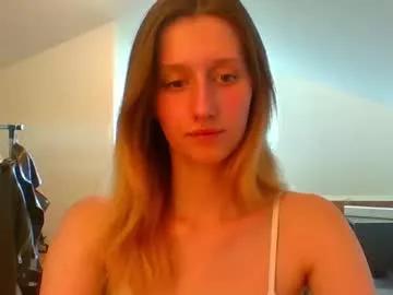 luna_xsensual from Chaturbate is Freechat