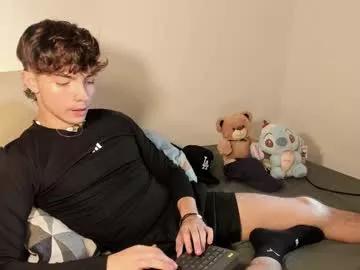 mateosantiago24 from Chaturbate