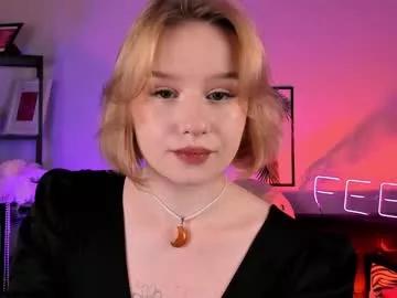 red_queeen from Chaturbate is Freechat