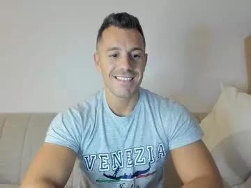 roberto4ever from Chaturbate is Freechat