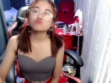 urlovelychinita from Chaturbate is Freechat