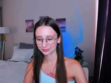 yourlovelystory from Chaturbate is Freechat