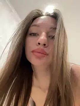 -Nadia- from StripChat is Freechat