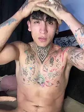 _Tomy08calderon from StripChat is Freechat