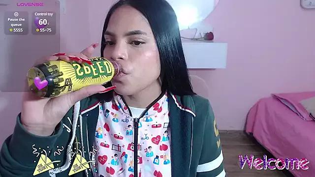 Alexa_roussee_ from StripChat is Freechat