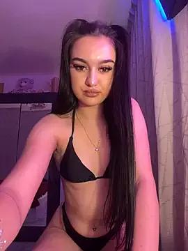 AlexandraAzahara from StripChat is Freechat