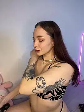 AlexaSpark from StripChat is Freechat