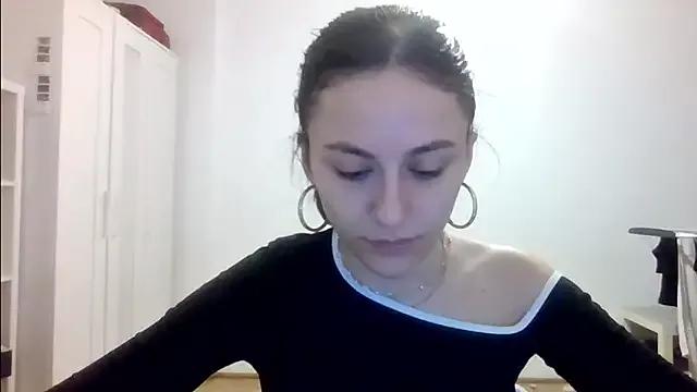 AshleyAlone from StripChat is Freechat