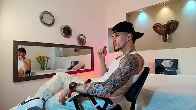 austin_collinss from StripChat is Freechat