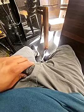 Blackdickguy from StripChat is Freechat