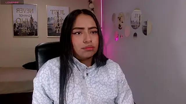 Camila_ls_ from StripChat is Freechat