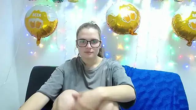 CarolineMiIIer from StripChat