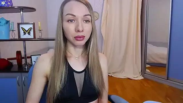 catAlisa from StripChat is Freechat