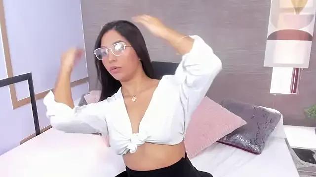 CharlotteGraay from StripChat is Freechat