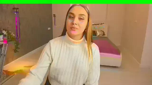 Chloe_Glamur from StripChat is Freechat