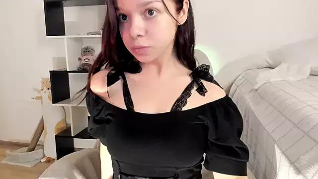 crystal_lilith from StripChat is Freechat