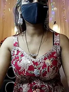 Cute-Maahi from StripChat is Freechat