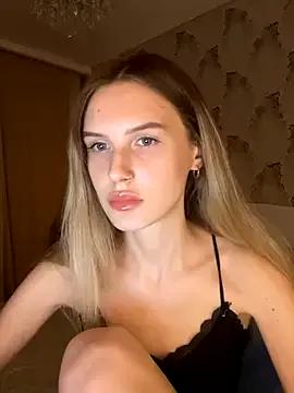 cuteemily_ from StripChat is Freechat