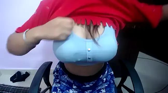 cutie_piya6 from StripChat is Freechat