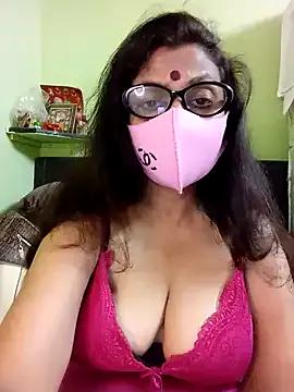 DesiMuffin from StripChat is Freechat