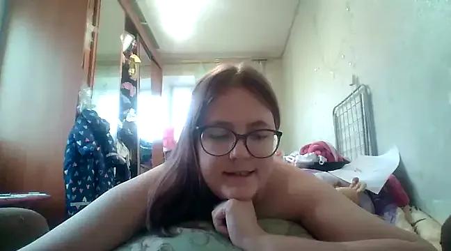 DesireMelissa from StripChat is Freechat