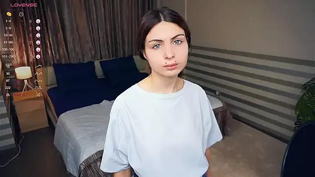 ErlinaBuoy from StripChat is Freechat