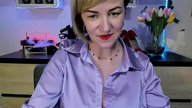 feliziaDesire from StripChat is Freechat