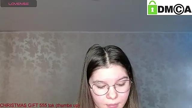 holy_michela from StripChat is Freechat