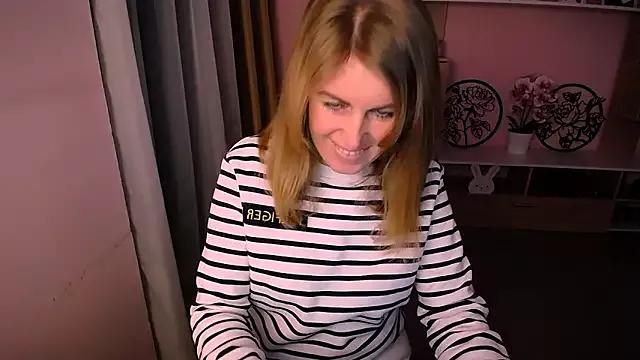 Hot_Milady from StripChat is Freechat