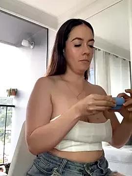 ImAlicee from StripChat