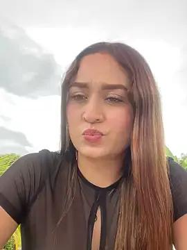 isabella-garcia from StripChat is Freechat