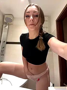 JasmineXo from StripChat is Freechat