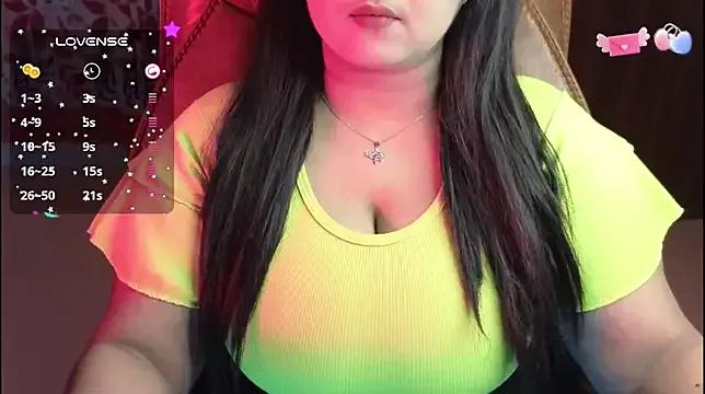 Juicy_Bengali_Girl from StripChat is Freechat