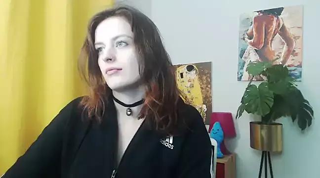 juicyNadine from StripChat is Freechat