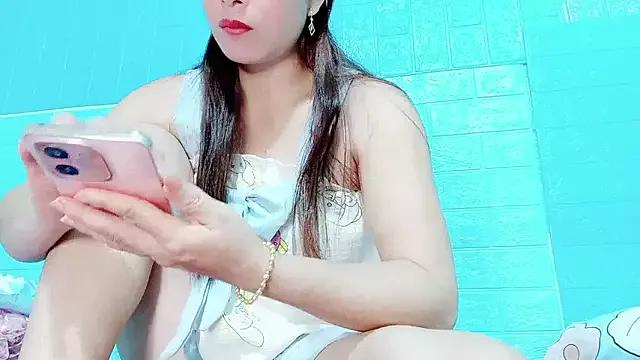 Linababy20 from StripChat is Freechat