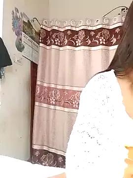 LizaAnn22 from StripChat is Freechat