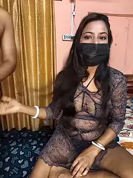 LuckyRani_couple from StripChat is Freechat