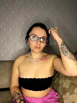 MARYDJA from StripChat is Freechat