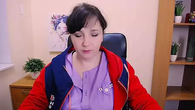 miranda_sun_ from StripChat is Freechat