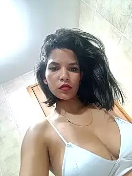 misskitty19-01 from StripChat is Freechat