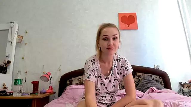 ModelEva from StripChat is Freechat