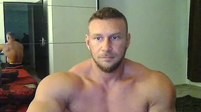 muscularkevin from StripChat is Freechat