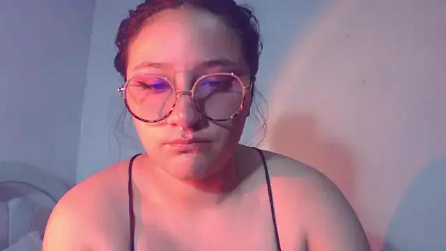 Naomi_mooon2 from StripChat is Freechat