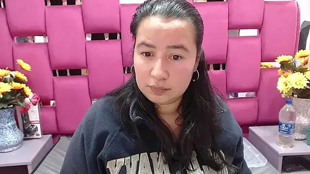 NaomyPrinces from StripChat is Freechat