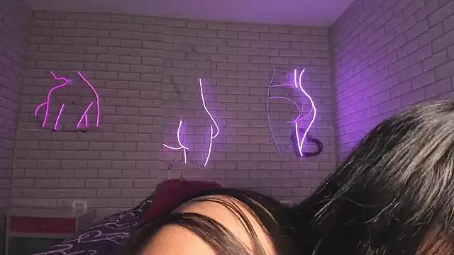 NAUGHTY_ALANA_ from StripChat is Freechat